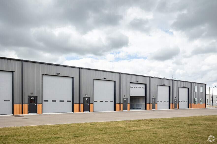 More Photos Of 6402 W Gowen Rd, Boise Unknown For Lease