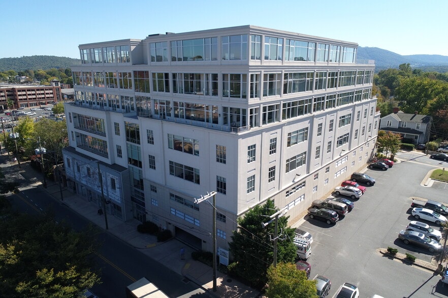More Photos Of 216-218 W Water St, Charlottesville Loft Creative Space For Sale