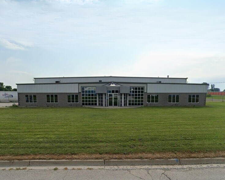 Primary Photo Of 775 Gillard St, Wallaceburg Industrial For Sale