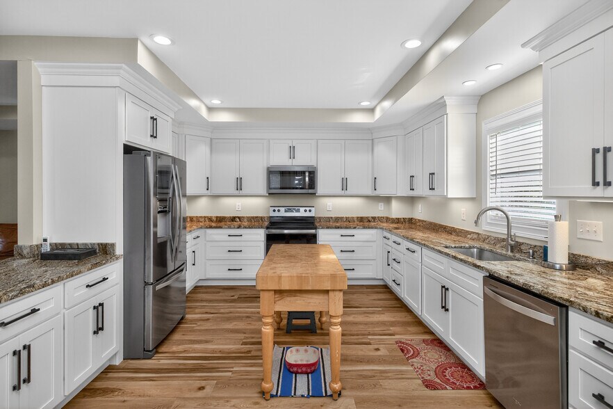 More Photos Of 446 Roy Arnold Blvd, Danville Industrial For Sale