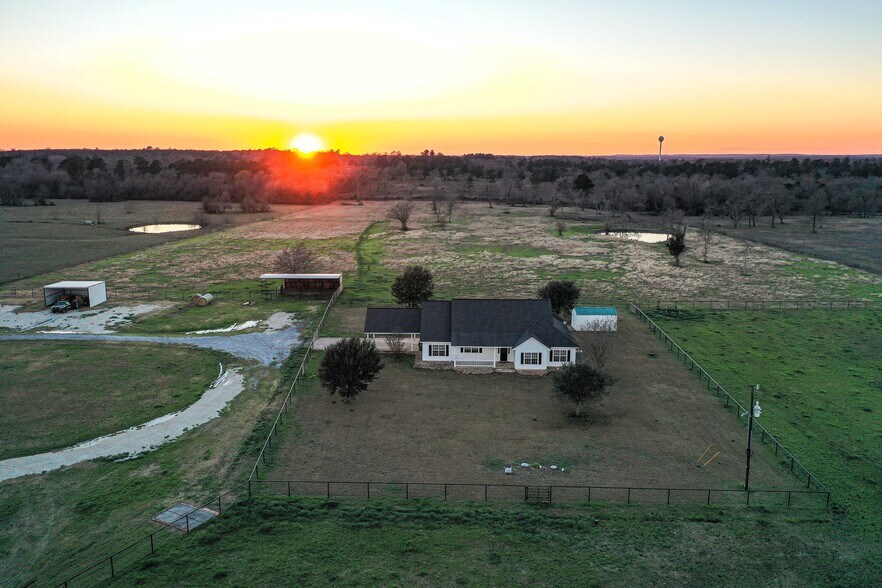 More Photos Of 573 FM 980 Rd, Huntsville Land For Sale