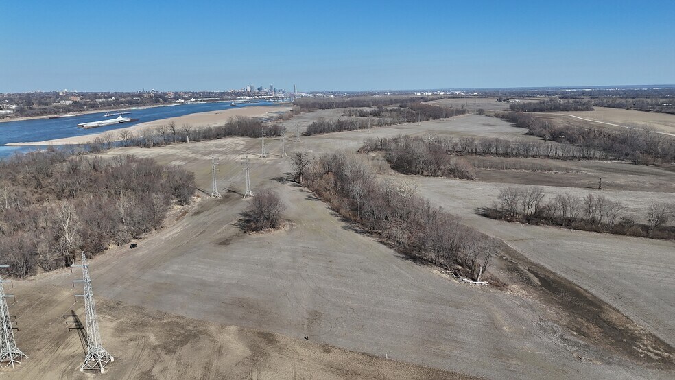 More Photos Of 00 State St, East Carondelet Land For Sale