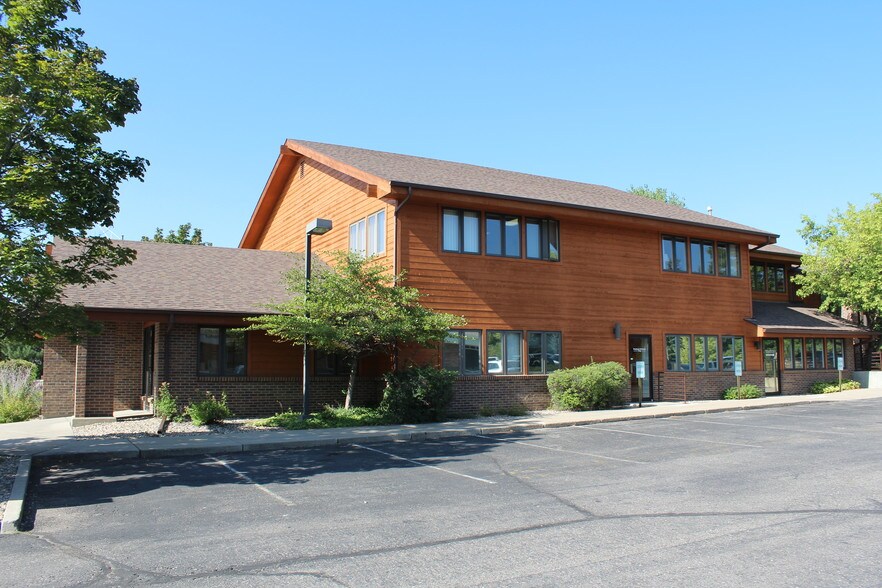 More Photos Of 1413-1435 W 29th St, Loveland Office For Sale