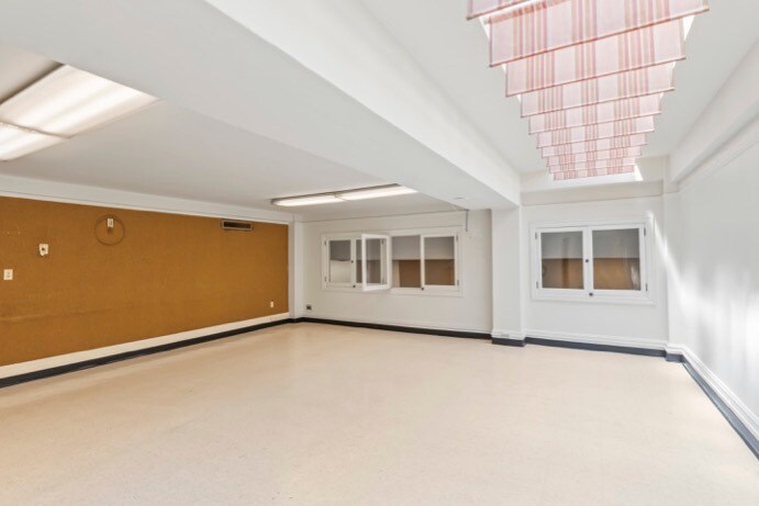 More Photos Of 2411 Santa Clara Ave, Alameda General Retail For Sale