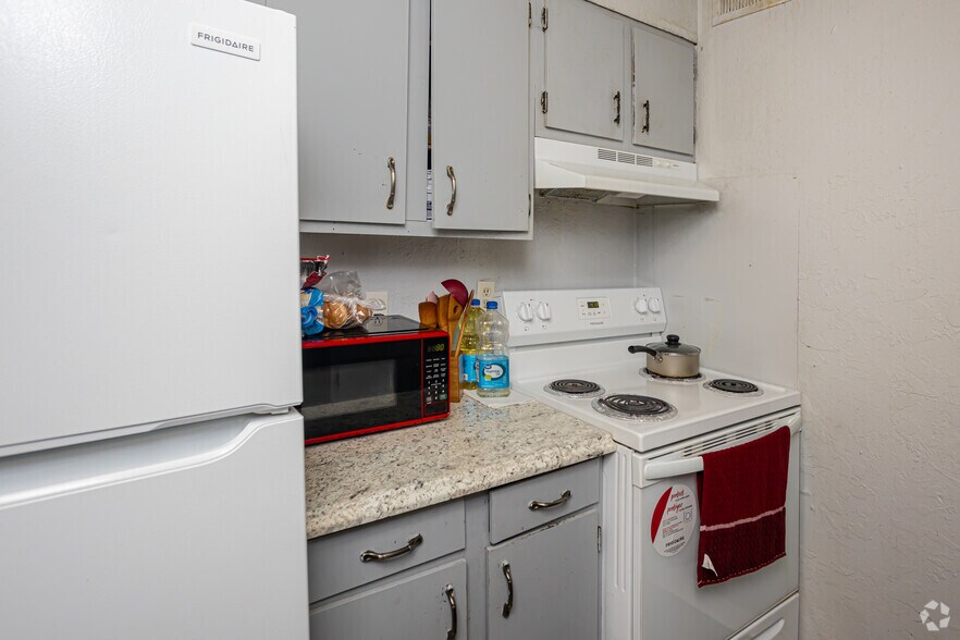 More Photos Of 4021 Hessmer Ave, Metairie Apartments For Sale