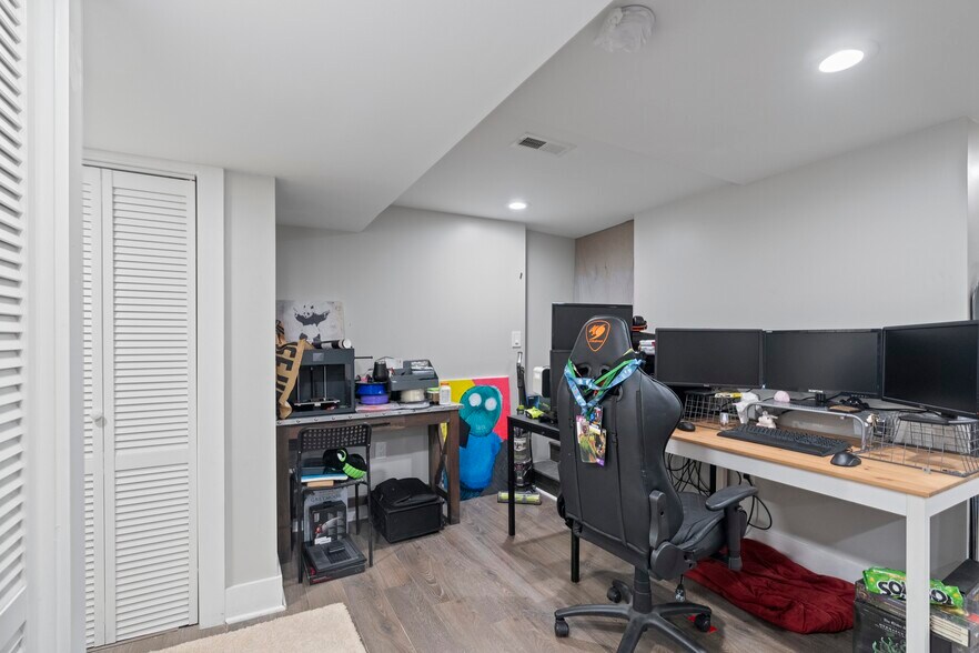 More Photos Of 2519 Liberty Heights Ave, Baltimore Apartments For Sale