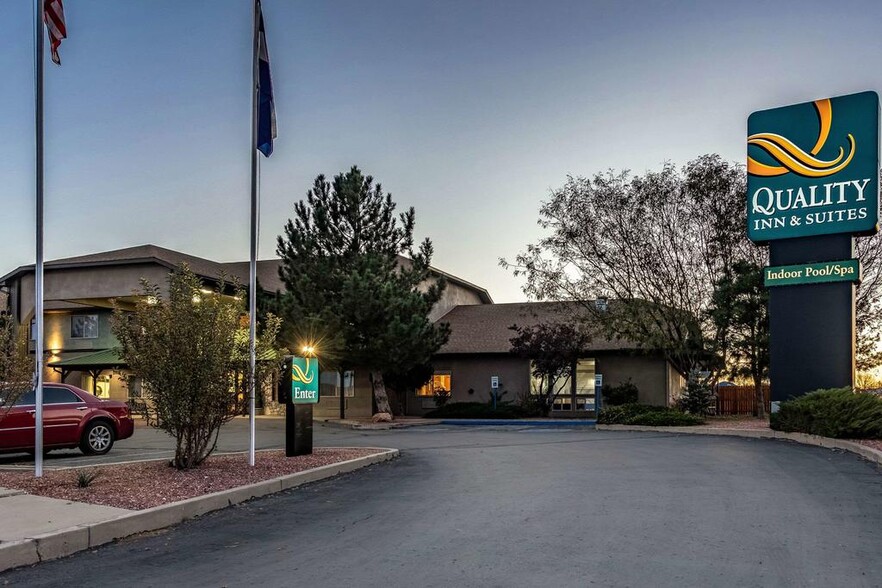 Primary Photo Of 77 S Radnor Dr, Pueblo Hotel For Sale