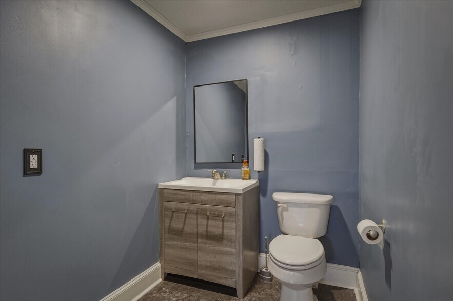 More Photos Of 408 S Green St, Morganton Specialty For Sale