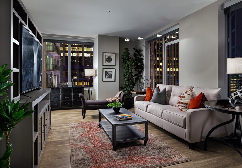 More Photos Of 1776 Curtis St, Denver Apartments For Lease