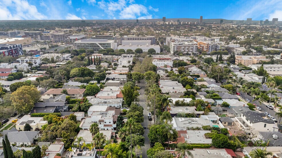 More Photos Of 1218 Poinsettia Dr, West Hollywood Apartments For Sale