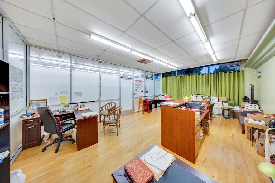 More Photos Of 118 Live Oak Ave, Arcadia Storefront For Lease