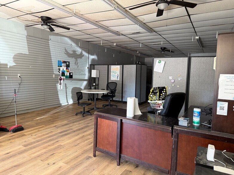 More Photos Of 346 N Main St, New Martinsville General Retail For Sale