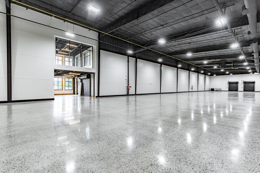 More Photos Of 5402 Ooltewah Ringgold Rd, College Dale Flex For Lease