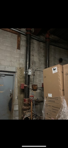 More Photos Of 1206 25th St E, Hibbing Warehouse For Sale