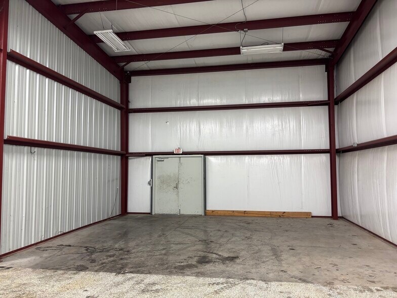 More Photos Of 126 Access Rd, Gaston Flex For Lease