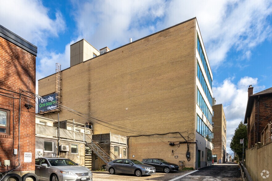 More Photos Of 501-505 Eglinton Ave W, Toronto Office For Lease