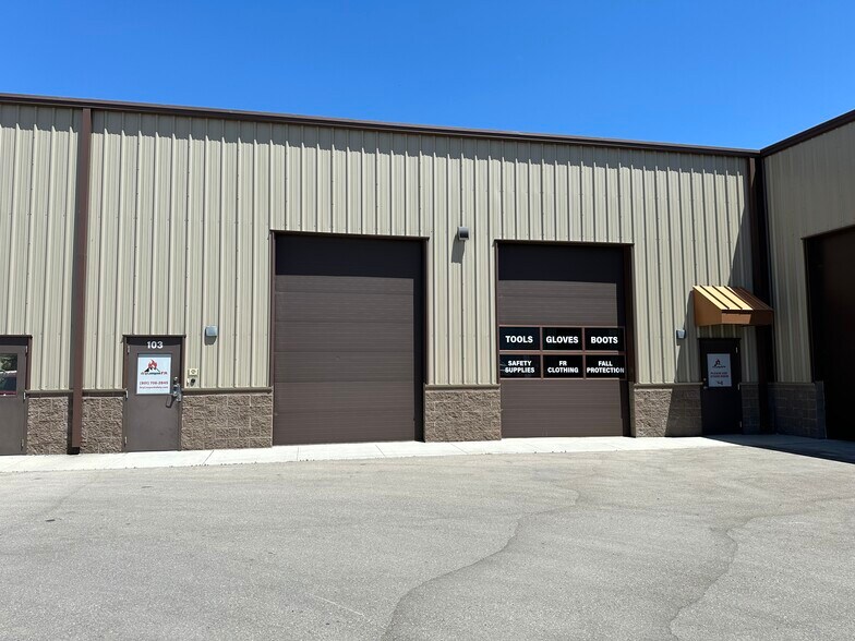 More Photos Of 2187 W Printers Row, West Valley City Warehouse For Lease