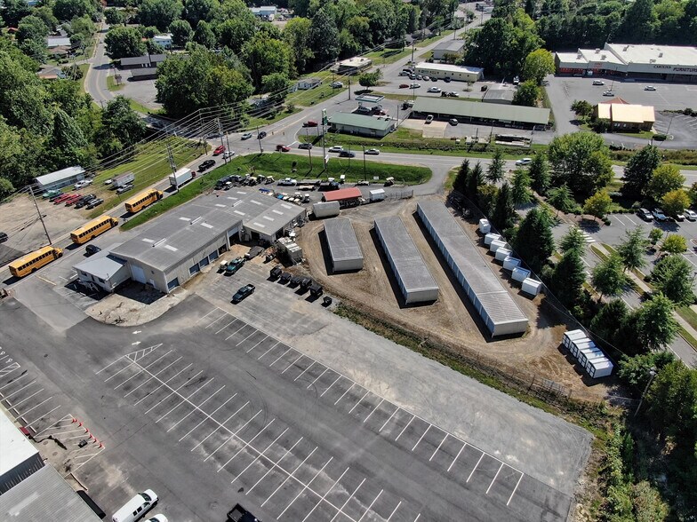 More Photos Of 40 Eagles Nest Rd, Waynesville Self Storage For Sale