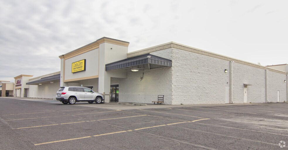 More Photos Of 7630 N Division St, Spokane Freestanding For Sale