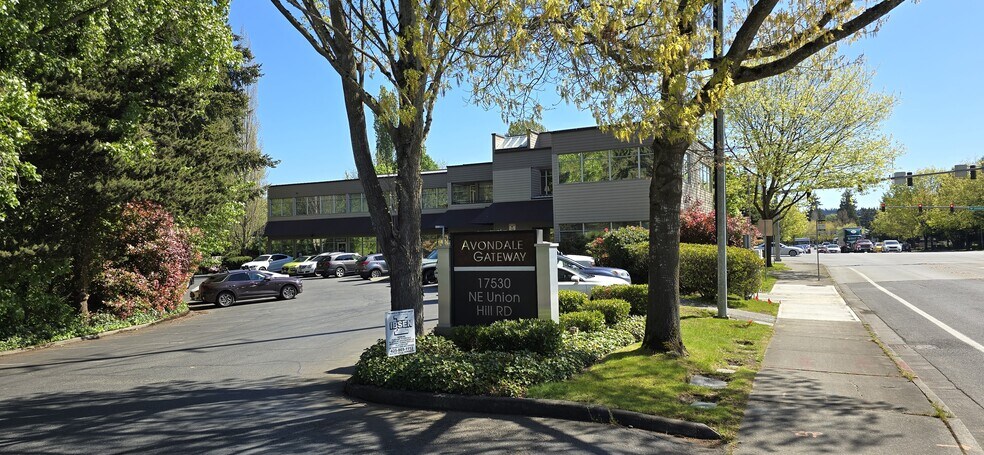 More Photos Of 17530 NE Union Hill Rd, Redmond Medical For Sale