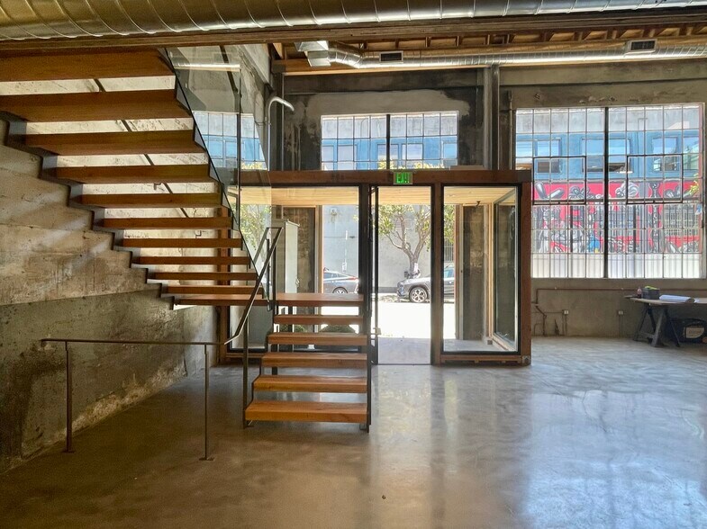 More Photos Of 40 Heron St, San Francisco Light Manufacturing For Lease