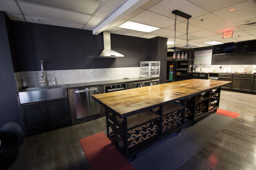 More Photos Of 110 S Main St, Wichita Office Residential For Sale