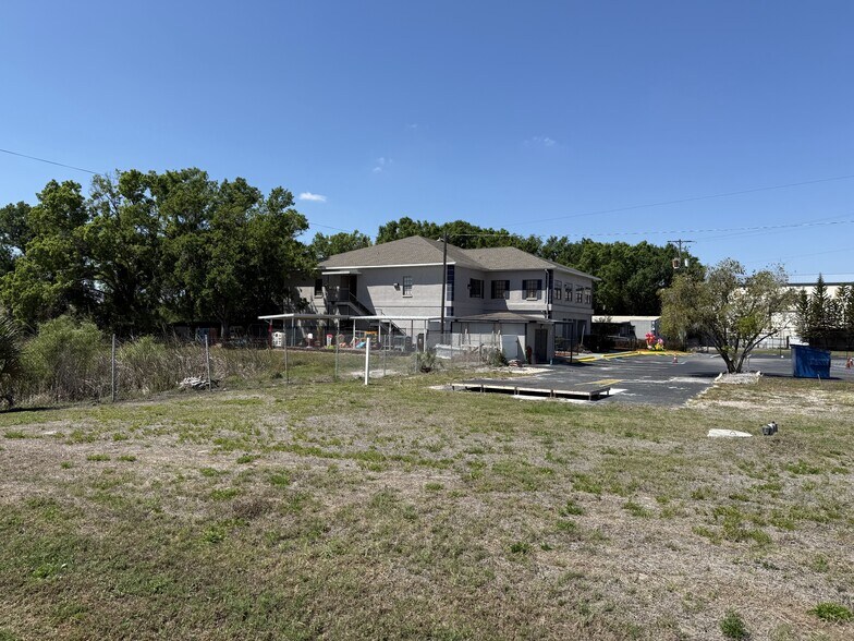 More Photos Of 1511 S US Highway 301, Tampa Office For Sale