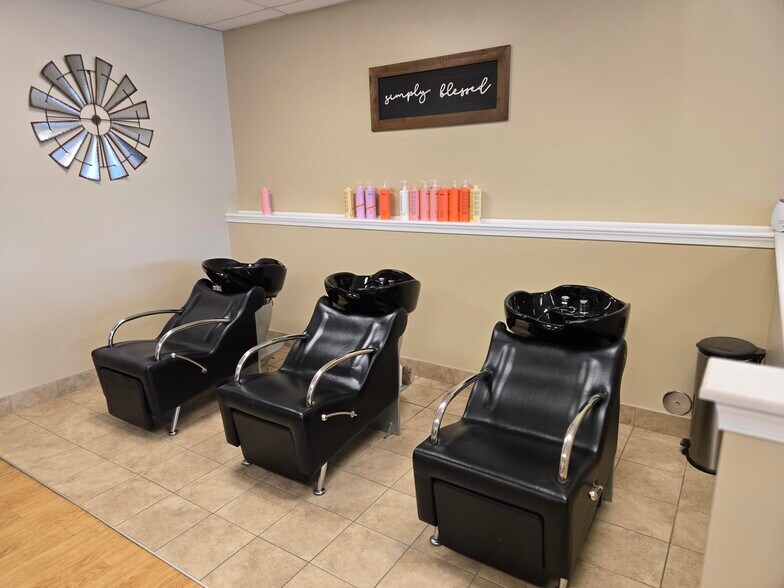 More Photos Of 4402 Princess Anne Rd, Virginia Beach Unknown For Lease