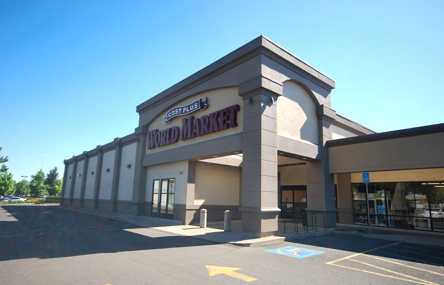 More Photos Of 1003-1011 Valley River Way, Eugene Unknown For Lease