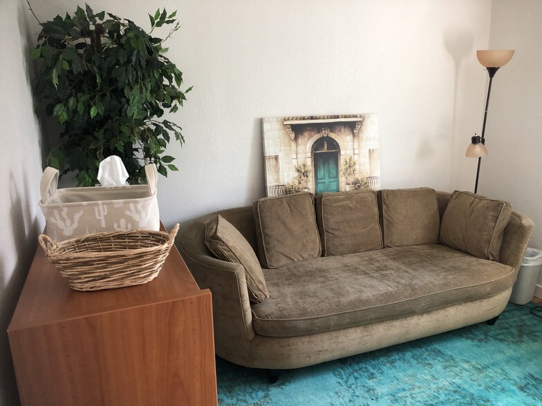 More Photos Of 1801 W Koenig Ln, Austin Freestanding For Lease