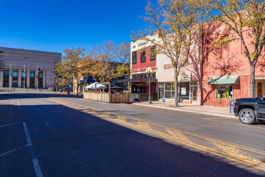 More Photos Of 113 Central Ave, Great Falls Flex For Sale