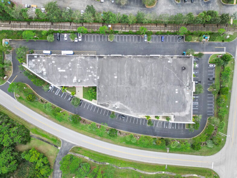 More Photos Of 15188 Park Of Commerce Blvd S, Jupiter Manufacturing For Lease