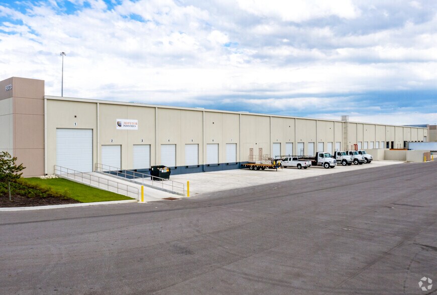 More Photos Of 9373 Laredo Ave, Fort Myers Warehouse For Lease