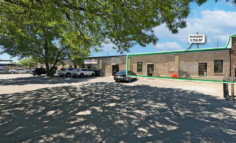 More Photos Of 4500-4512 S Flores St, San Antonio Storefront Retail Office For Lease