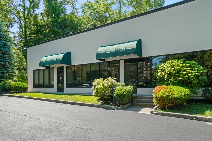 More Photos Of 310 N Highland Ave, Ossining Medical For Lease
