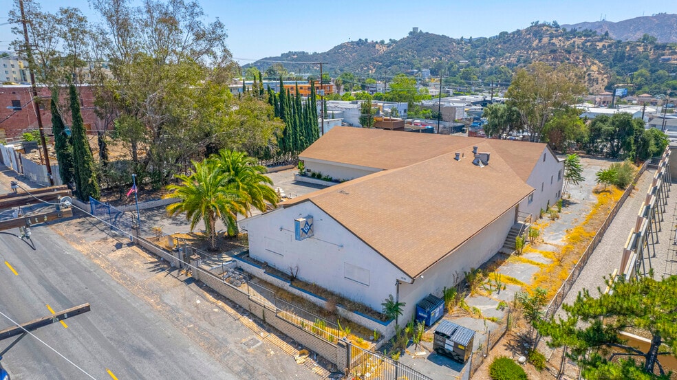 More Photos Of 7216 Valmont St, Tujunga Lodge Meeting Hall For Sale