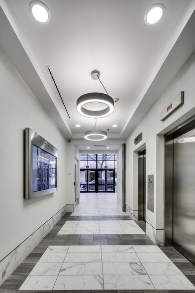 More Photos Of 30 W Patrick St, Frederick Office Residential For Lease