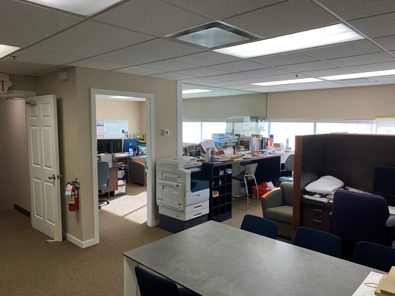 More Photos Of 6753 Graybar Rd, Richmond Warehouse For Sale