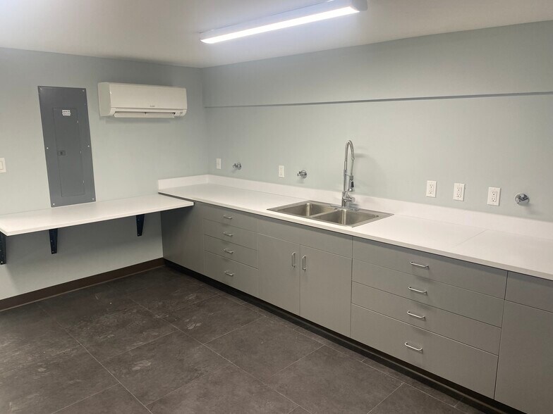 More Photos Of 818 Grand Ave, Glenwood Springs Medical For Sale