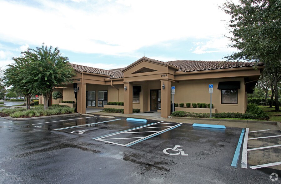 Primary Photo Of 2666 Maguire Rd, Ocoee Medical For Lease