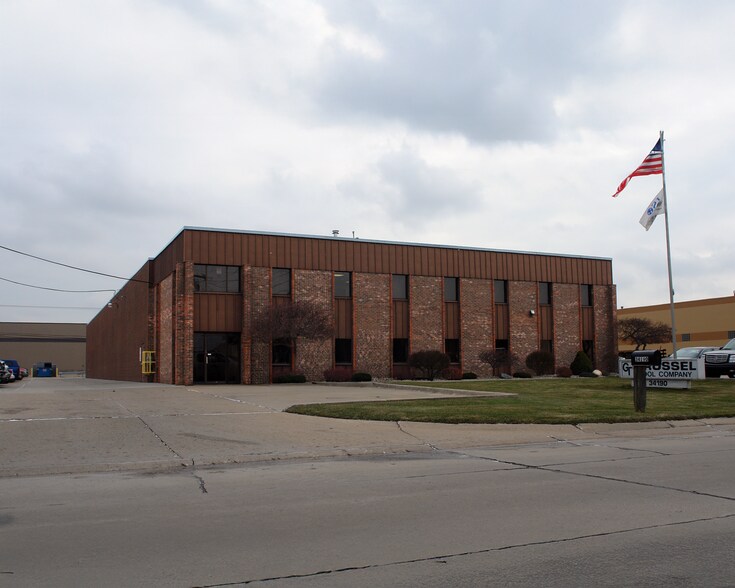 Primary Photo Of 34190 Doreka Dr, Fraser Warehouse For Sale