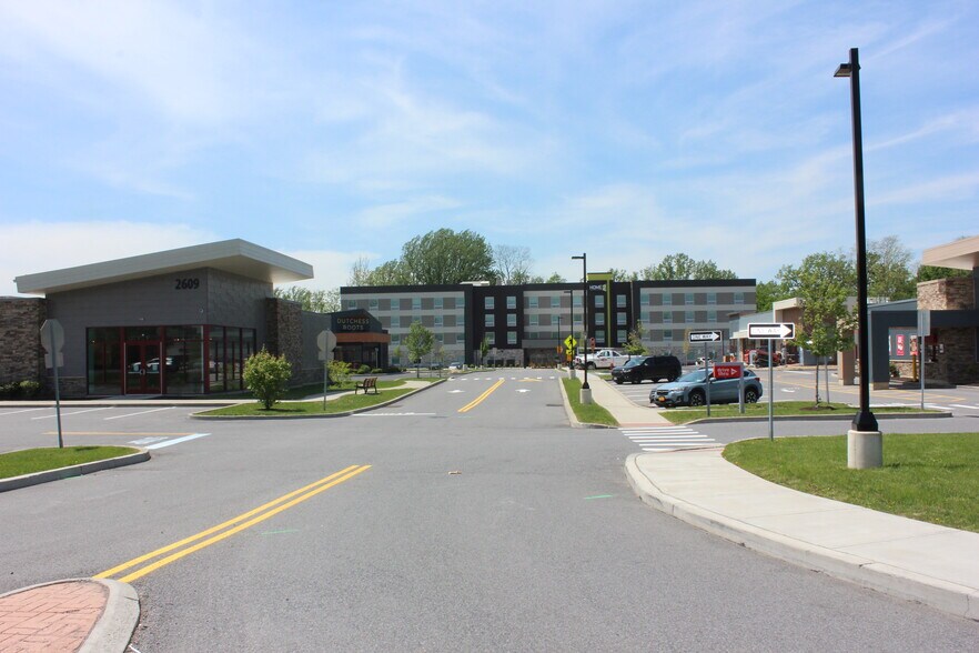 More Photos Of 2627 South Rd, Poughkeepsie Unknown For Lease