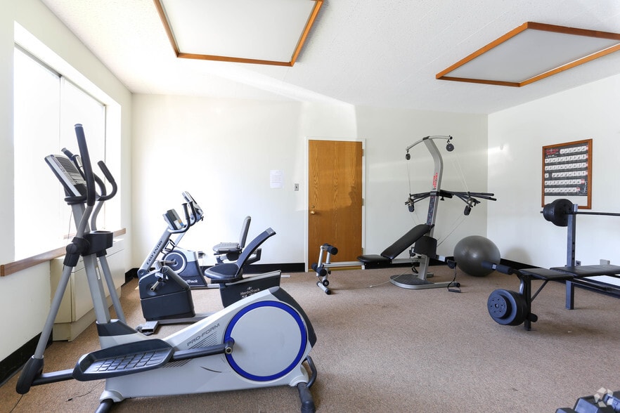 More Photos Of 243 S Main St, Albion Town Orleans Medical For Sale