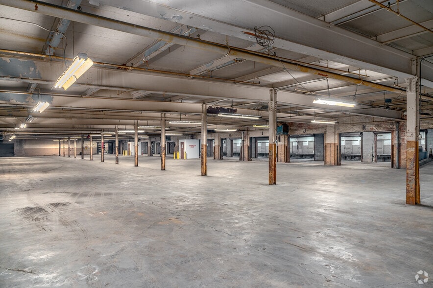 More Photos Of 4100 Payne Ave, Cleveland Warehouse For Lease