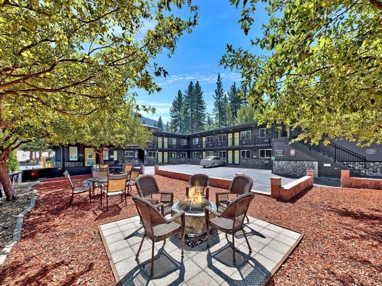 More Photos Of 924 Park Ave, South Lake Tahoe Hotel For Sale