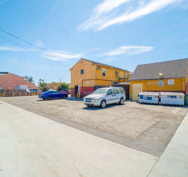 More Photos Of 3960 W 104th St, Inglewood Storefront For Sale