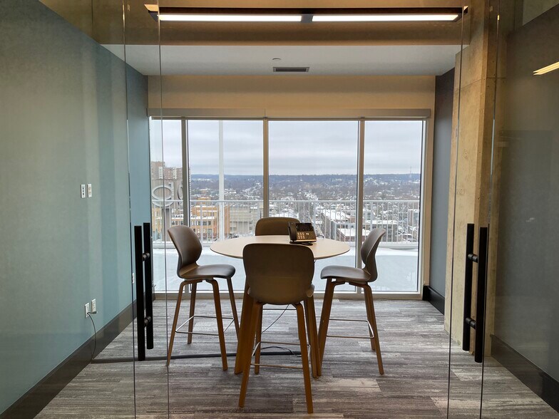 More Photos Of 155 W Michigan Ave, Kalamazoo Office Residential For Lease