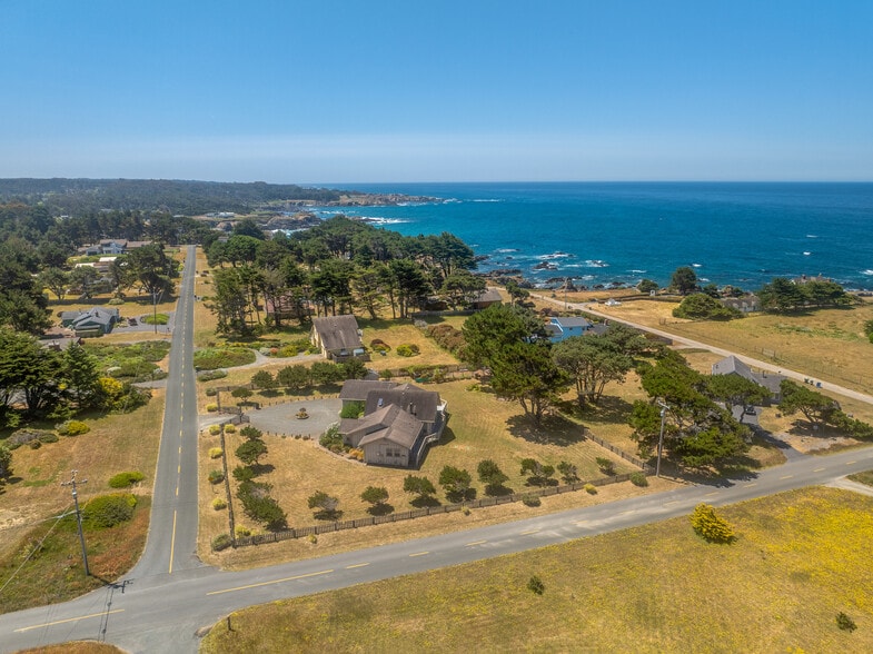 More Photos Of 19351 Del Mar Dr, Fort Bragg Specialty For Sale