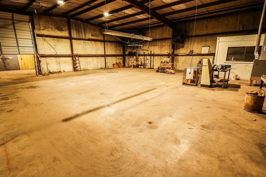 More Photos Of 5105 W Loop 281 S, Longview Industrial For Sale