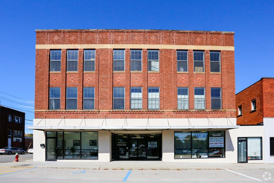 More Photos Of 1095 Main St, Milton Medical For Lease